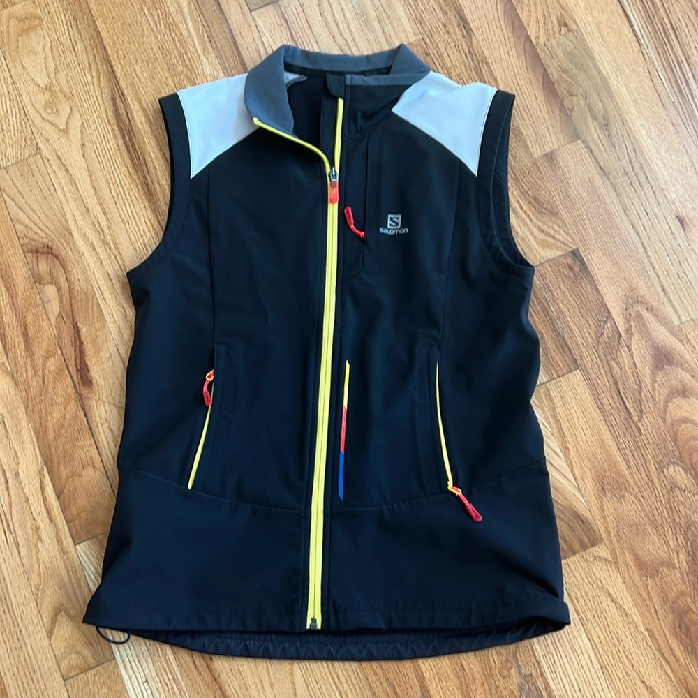 Salomon Black and Gray Vest with Yellow Accents
